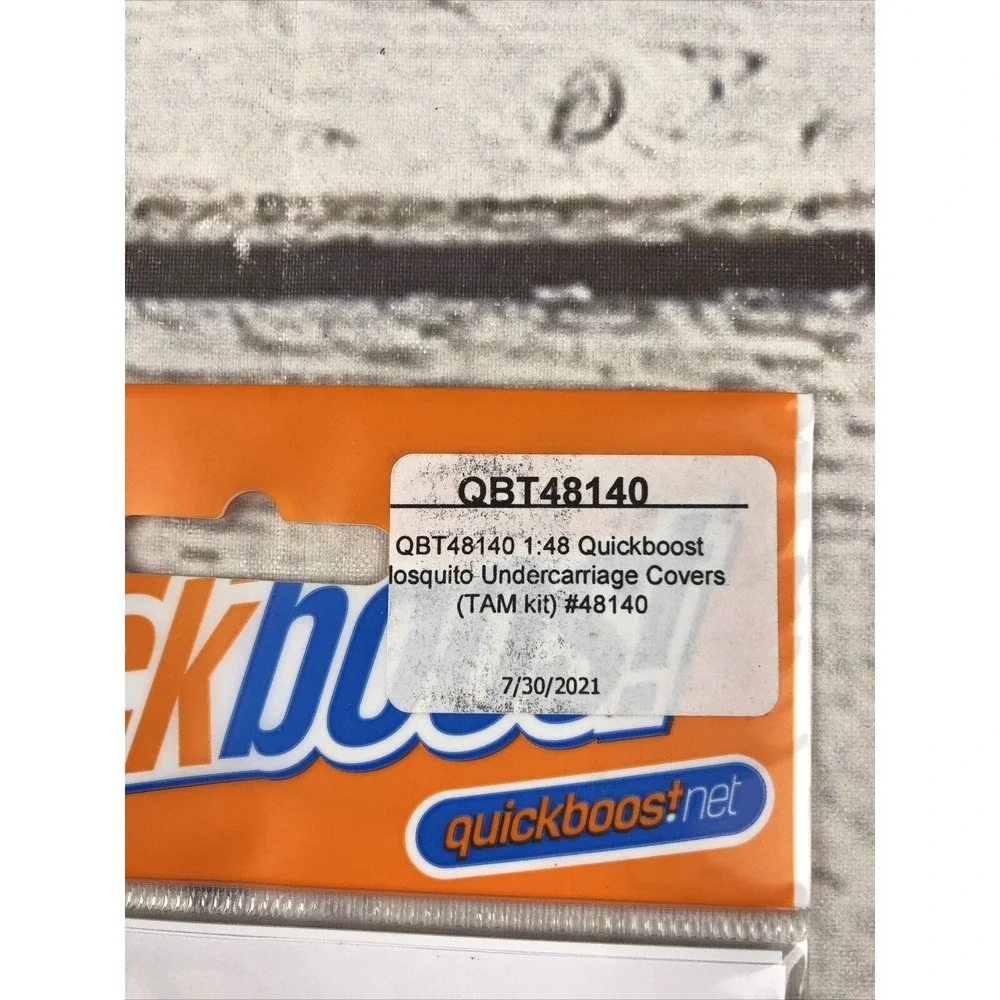 New Quickboost QBT48140 1/48 Mosquito undercarriage covers for (Tam kit)
